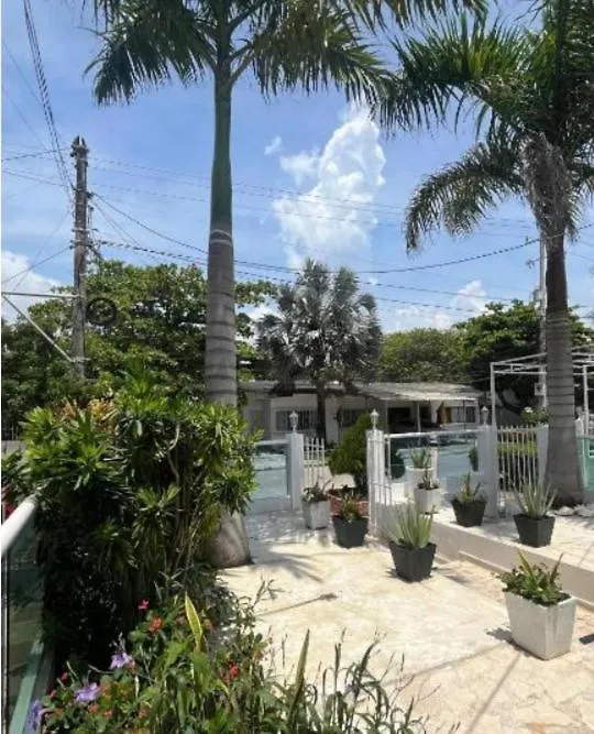 ***  Hotel Blue Aiport Cartagena Colombia